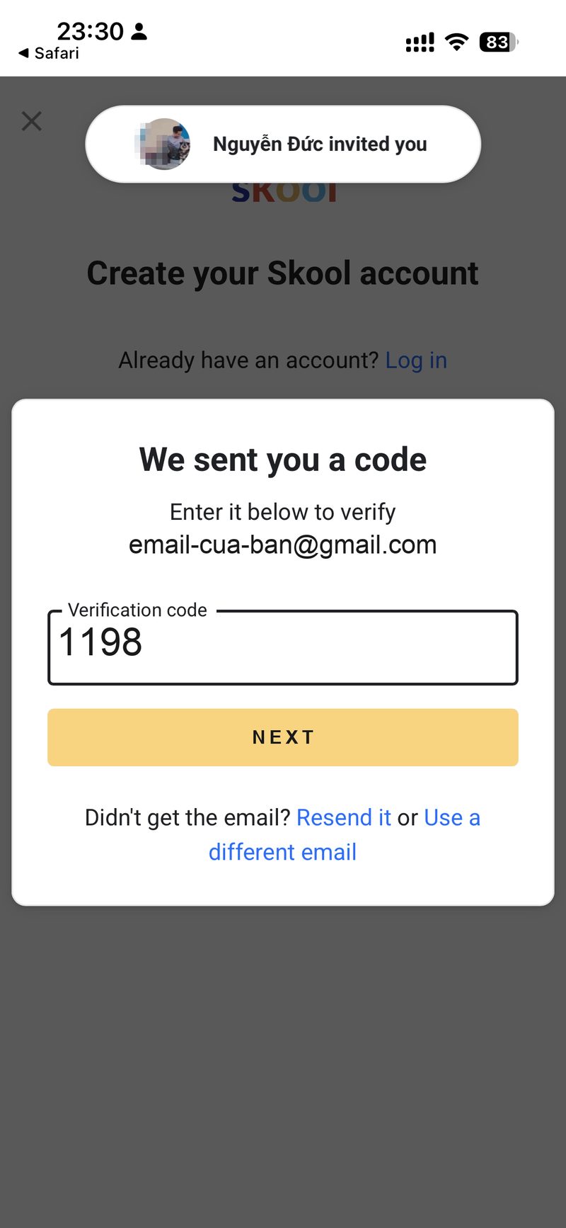 Hop thoai We sent you a code de nhap ma xac minh
