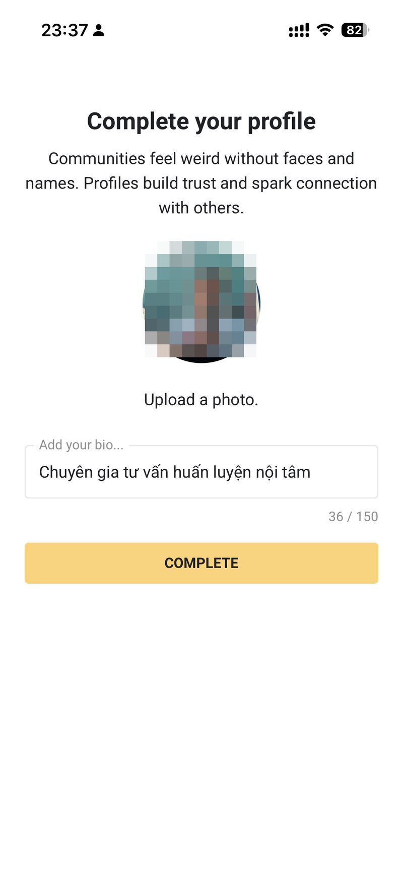 Man hinh Complete your profile